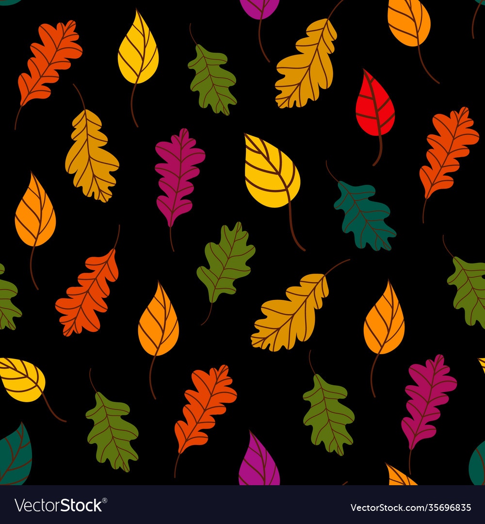 Autumn pattern with fallen tree leaves