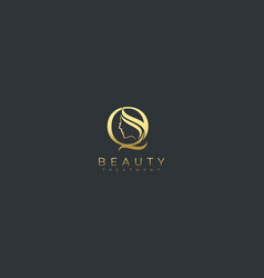 Letter q beauty women face logo design Royalty Free Vector